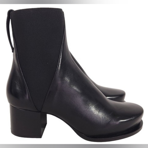 Jil Sander Leather Chelsea Boots - Picture 1 of 9